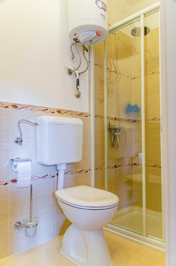 Guesthouse Klaudia Опатия Екстериор снимка